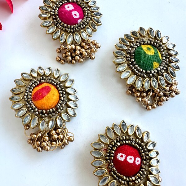 Colorful Fashionable Bandhani Saree Brooch Pins • Stylish Lehenga Pins • Bridal Saree Brooch • Ideal Wedding Mehndi Sangeet Return Gifts