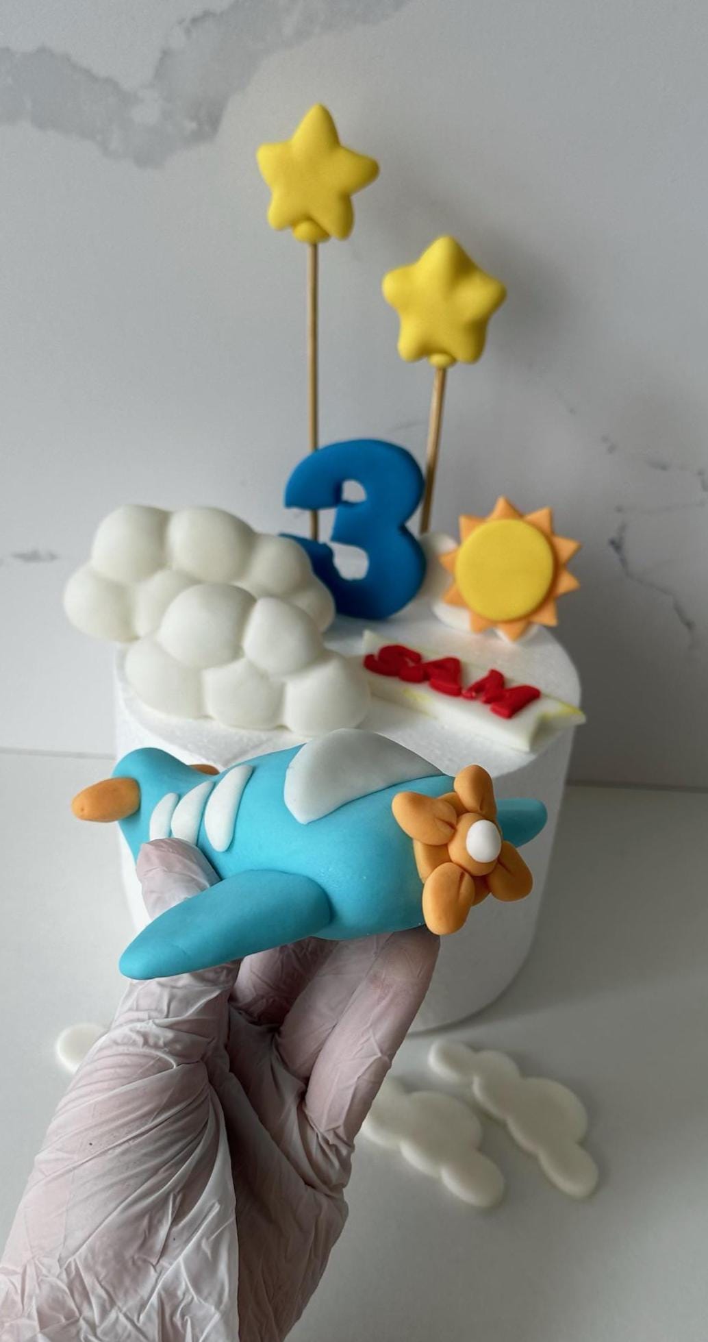 Custom Fondant Airplane Cake Topper with Name & Age – Handmade Birthday Decoration.