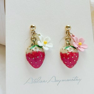 Strawberry Daiquiri Earrings - Green Agate, Strawberry Quartz and Recy –  Imogen Miranda Louise Jewellery