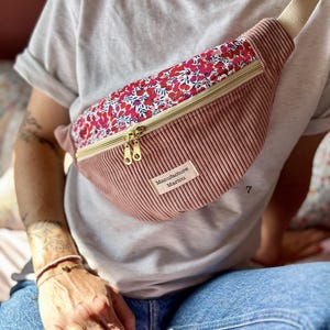 Sac banane bi-matières en tissu velours côtelé et liberty