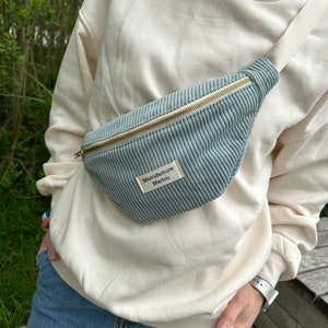 Belt bag in corduroy fabric 9 - Bleu porcelaine