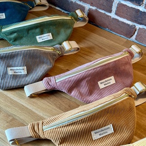 Sac banane en tissu velours côtelé