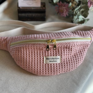 Banana bag in honeycomb fabric and organic linen, ideal shoulder bag for Mother's Day gift image 7