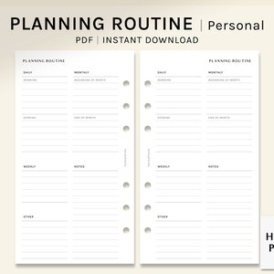 Può includere: Inserto per pianificatore di due pagine con il testo "PLANNING ROUTINE | Personal" e "PDF | INSTANT DOWNLOAD". Le pagine sono bianche con testo nero, con sezioni per la pianificazione giornaliera, settimanale e mensile, con spazio per le note. Il logo Haroo Plans si trova nell'angolo in basso a destra.