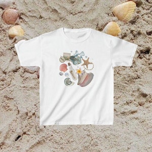 Seashells Baby Tee | Vintage Y2k 2000&#39;s Baby Tee | 90s Style Clothing | Y2K Clothing, Seashell Girl Aesthetic