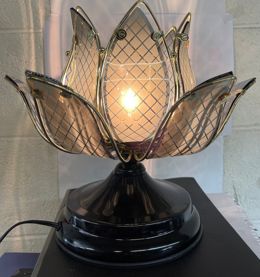 2 Pcs Lotus Flower Good Luck Fong Shui Table Touch Lamp With Smoke