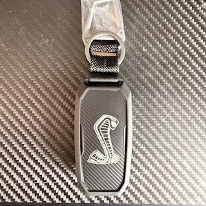 Custom Ford Key Fob Cover, Engraved Carbon-Style 5-Button Smart Key Case Shelby Snake