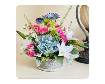 Blue Hydrangea Centerpiece, Cottage Floral Arrangement, Spring Table Decor, Hydrangea Table Decor, Floral Gift for Mom