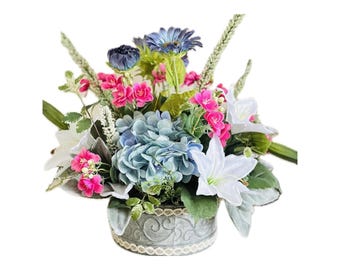 Blue Hydrangea Centerpiece, Cottage Floral Arrangement, Spring Table Decor, Hydrangea Table Decor, Floral Gift for Mom
