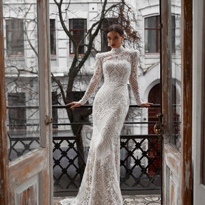 High Neck Wedding Dress Wedding Dress, Lace Classic Wedding Dress, Vintage Lace Wedding Dress with Long Sleeve, Modest Wedding Dress