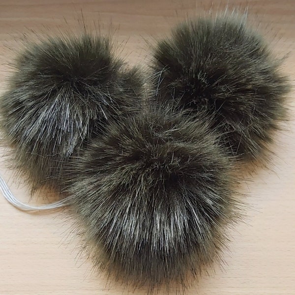 Angora rabbit, fake fur, 5-6CM,( Crem) Very soft, short hair, great for a children's hat, high quality.