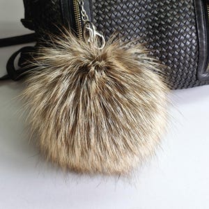 Real Red Fox Fur Keychain – Natural Fur Bag Charm with Chain & Clasp, Fluffy Soft Tail, Medium Size, Handmade Rustic Accessory