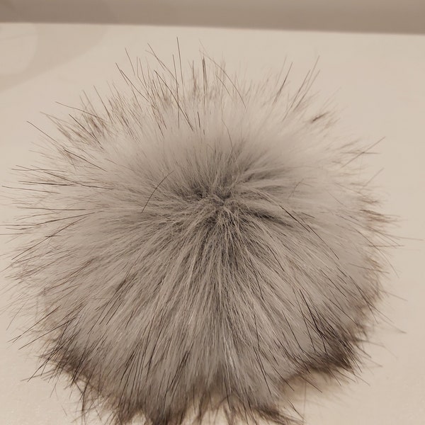 Größe S-XXL (Grau) Kunstfell Pom Pom 11-18 CM