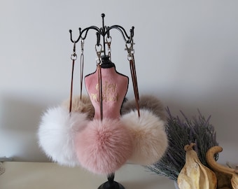 Flauschiger Kunstpelz Schlüsselanhänger - Multicolor Pom Pom Anhänger - Weicher Handtaschenanhänger mit Quaste & Clip