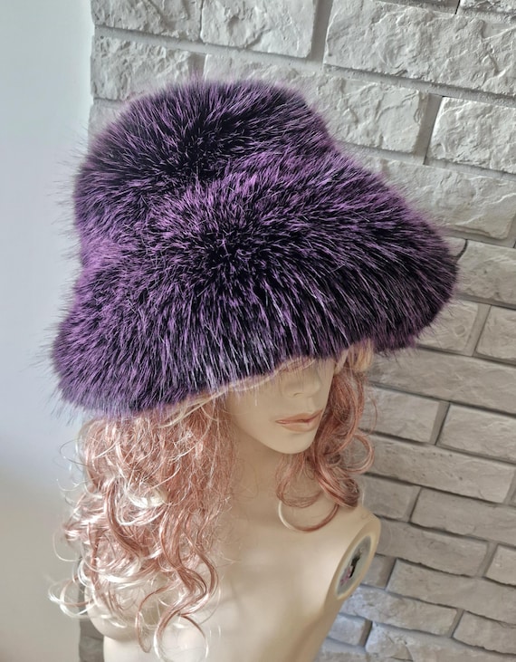 Women's Fuzzy Bucket Cap – Fluffy Winter Cap Made of Faux Fur