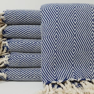 Navy Blue Towel,Patterned Towel,Bath Towel,Turkish Towel,40&quot;x70&quot; Peshtemal,Handwoven Towel,Bridemaids Gift,Massage Towel,Picnic Towel,57LF27