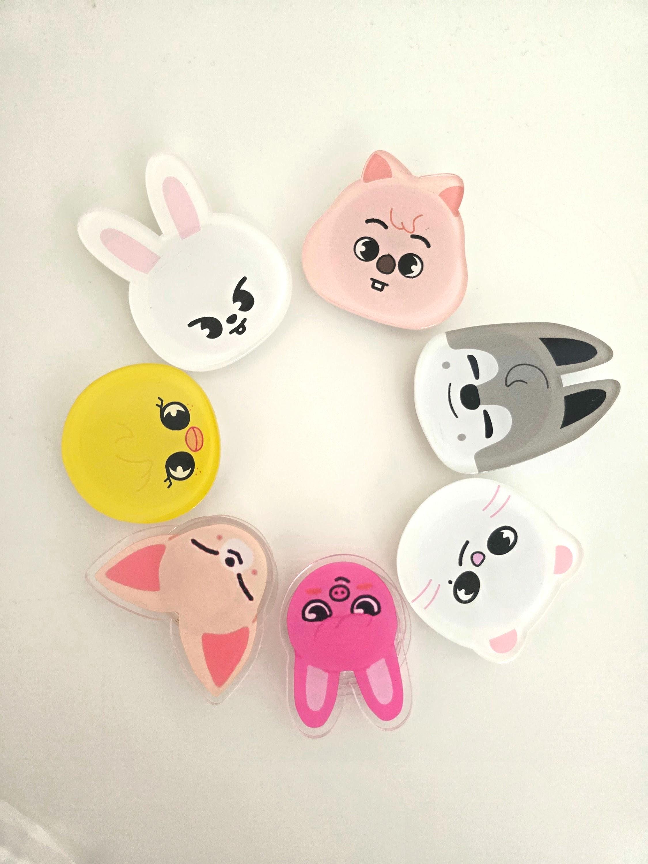 スキズ　SKZOO 収納ボックス　スマホグリップ　フォトカードスタンド StrayKids 公式グッズ SKZOO PHOTOCARD HOLDER PLUSH フォト