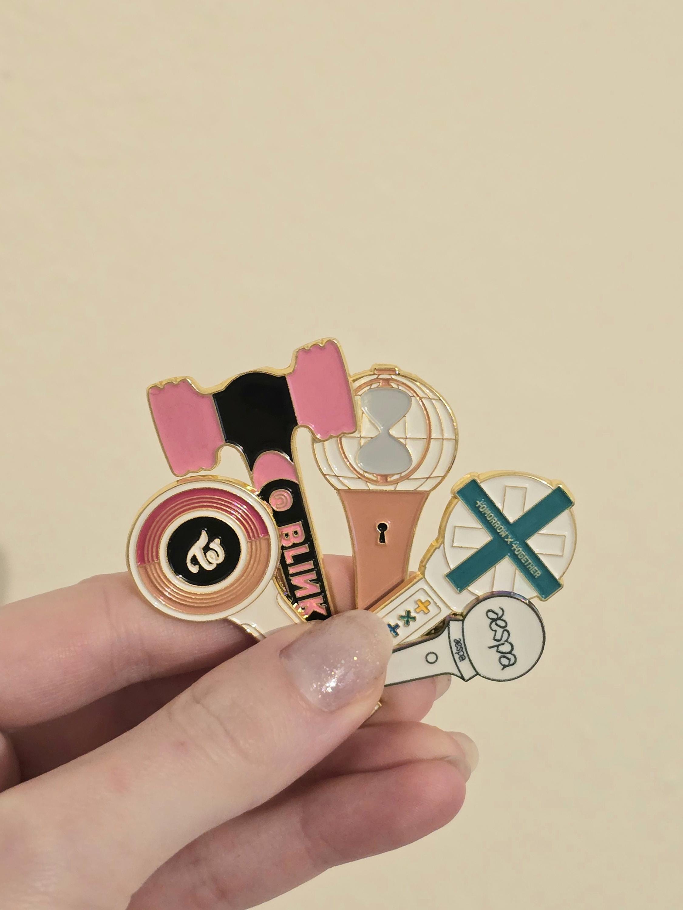 Kpop Light Stick Pin / Straykids / Seventeen/ NCT/ Enhypen