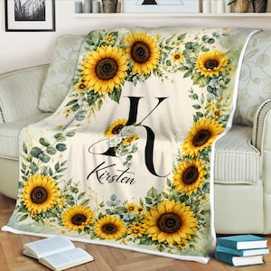 Personalized Sunflower Name Blanket,Custom Monogram Blanket, Floral Initial Throw, Sunflower Gift for Her, Custom Kids Blanket,Nursery Decor