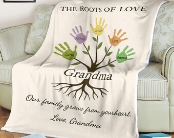 Personalized Handprint Family Tree Blanket – Custom Grandkids, gift for Grandma, nana,Birthday, Christmas, Grandparents Day.