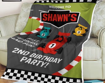 Manta polar de coche de carreras personalizada: nombre personalizado, regalo de cumpleaños y Navidad para niños pequeños, manta con temática de carreras retro, regalo de recuerdo para niños.