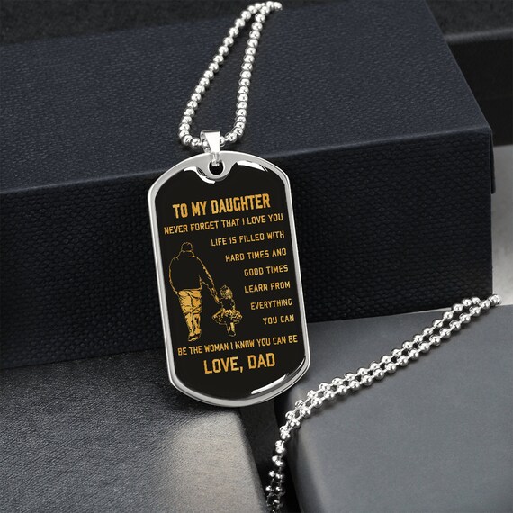 Family dog outlet tag necklace