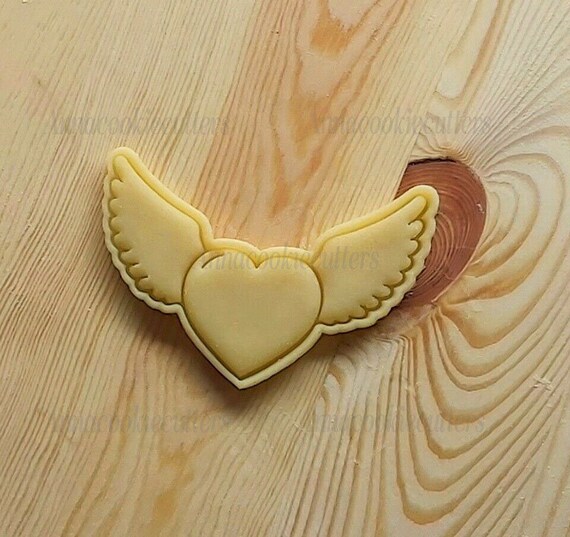 Heart With Wings Love Cookie Cutter Valentine's Day Cookie Cutter 9 x 6 cm
