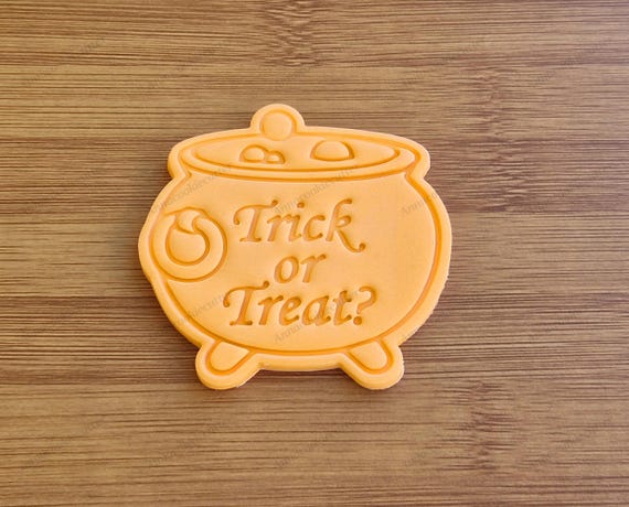 Witch Cauldron | Trick or Treat | Halloween Cookie Cutter | Spooky Baking Tool for Halloween Cookies | Cauldron Shaped Biscuit Mold