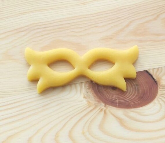 Carnival Mask Cookie Cutter - Cake Cutter, Festive Decorations, Creative Gift for Carnival & Parties