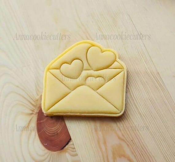 Cookie Cutter Letter Love Heart Valentine's Day Cookie Cutter 8 cm