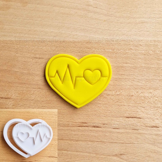 Heart Cookie Cutter ECG Heartbeat Rhythm Cookie Cutters Gifts for Medical Nursing Students
