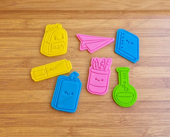 Back to School Set 7 cm Cookie Cutters | Cookie Cutters School Party Start of the Year | Gift Ideas Teachers Children