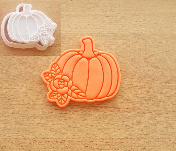 Pumpkin Autumn Cookie Cutter | Halloween Cutter | Homemade Desserts | Seasonal Decorations 8 cm