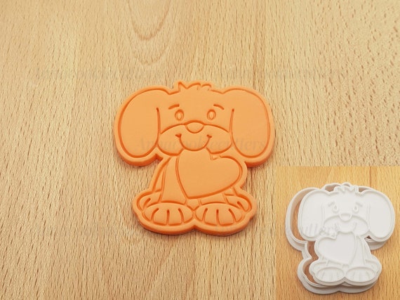 Cute Dog Cookie Cutter with Heart - For Animal Lovers, Gifts, Parties, Birthdays