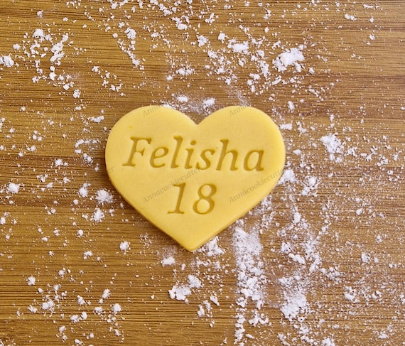 Personalized Heart Cookie Cutter with Name and Age | Valentine's Day Cookie Cutter | Biscuit Stamp | Gift for Birthdays and Celebrations