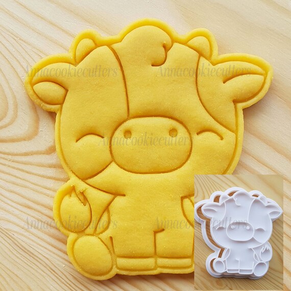 Cute Cow Cookie Cutter Shortbread Fondant Cookie Cutter 9 x 10 cm