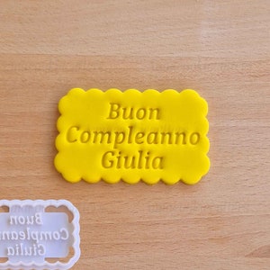 Keksausstecher „Happy Birthday“, personalisierbar, mit Namen, Keksausstecher, Grüße, Kuchendekoration, Mürbeteig, Zuckerpaste, 7 x 5 cm
