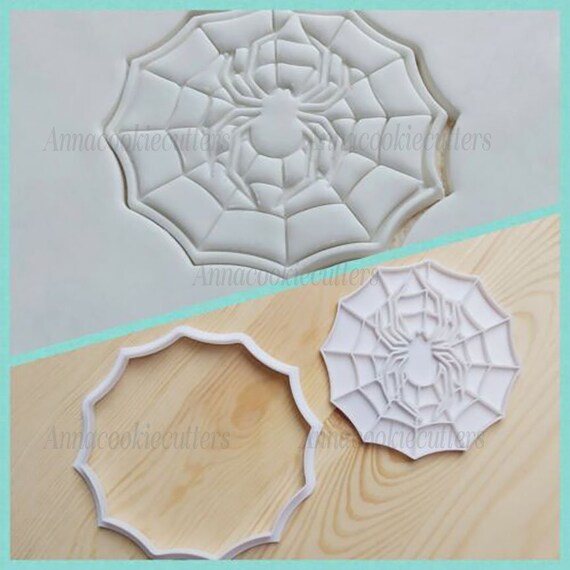 Spider Cobweb Halloween Cookie Cutter Cookie Mold with Spider and Cobweb, Spooky Baking, Perfect for Halloween Treats