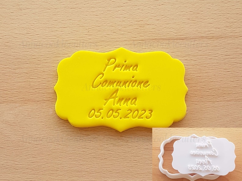 La Mia Prima Comunione Tagliabiscotti Personalizzabile Nome E Data 10x6 cm Font B