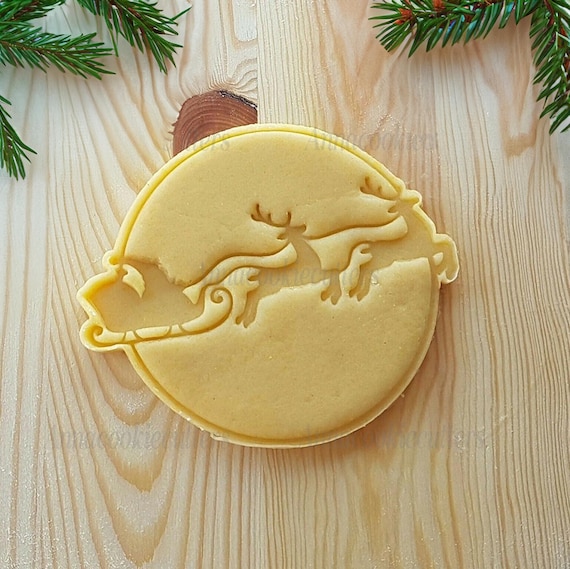 Christmas Cookie Cutter - Santa's Sleigh 11 x 10 cm - Cookie Cutter for Festive Desserts Christmas Kitchen Decoration