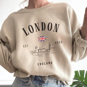 London Sweatshirt, England Sweater, UK Pullover Hoodie, Unisex Crewneck, Skyline Shirt Gift, Women Long Sleeve, Vintage Flag Britain Jumper