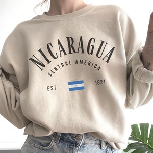 Nicaragua Sweatshirt Nicaraguan Crewneck Hispanic Sweater Pullover Vintage Apparel Women Clothing Vacation Trip Gift Flag Hoodie Souvenir