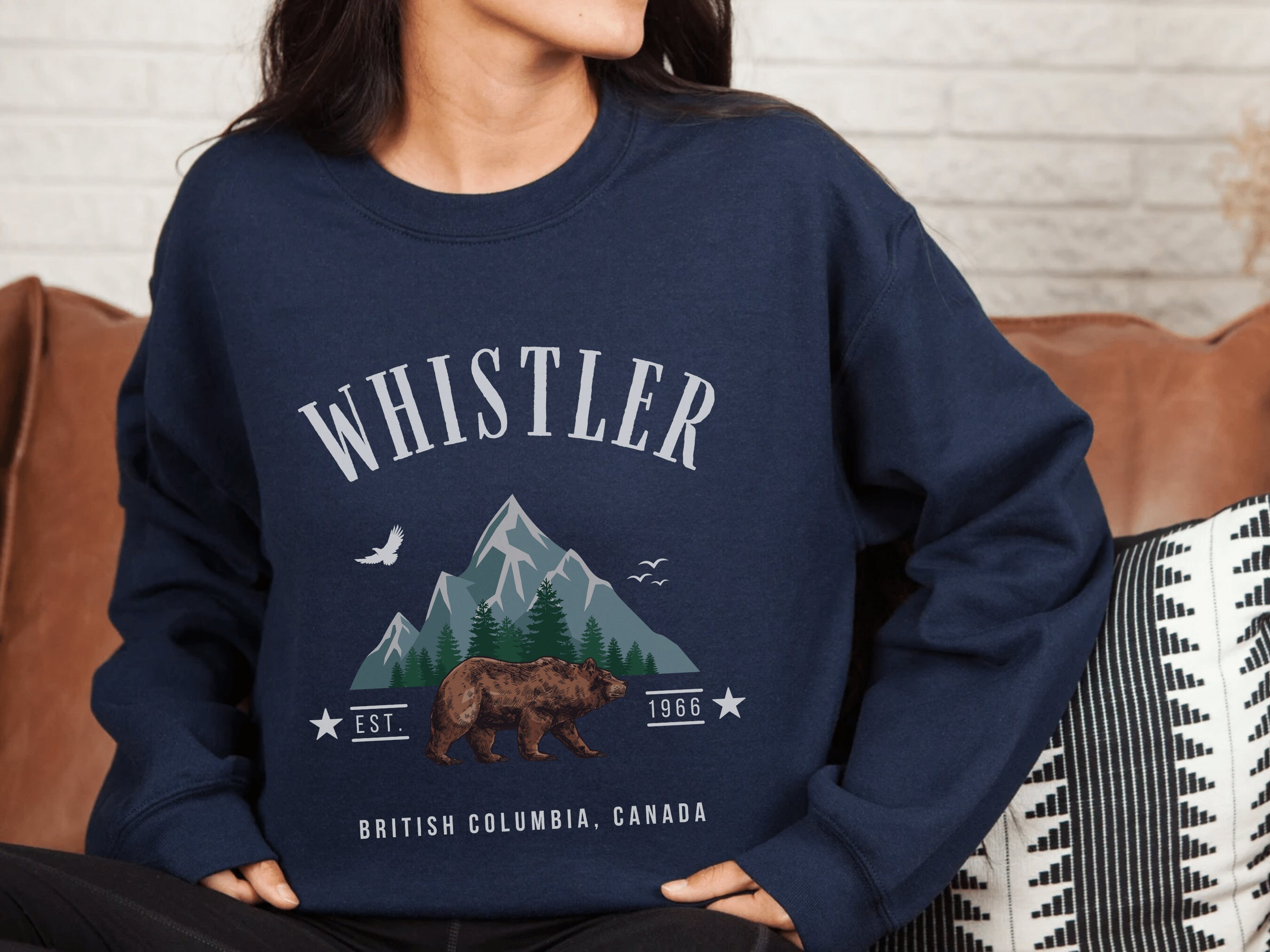 Whistler Sweatshirt Canada Crewneck British Columbia Bear Sweater Gift  Mountain Pullover Women Snowboard Vintage Skier Blackcomb Hoodie Hike -  Etsy Norway