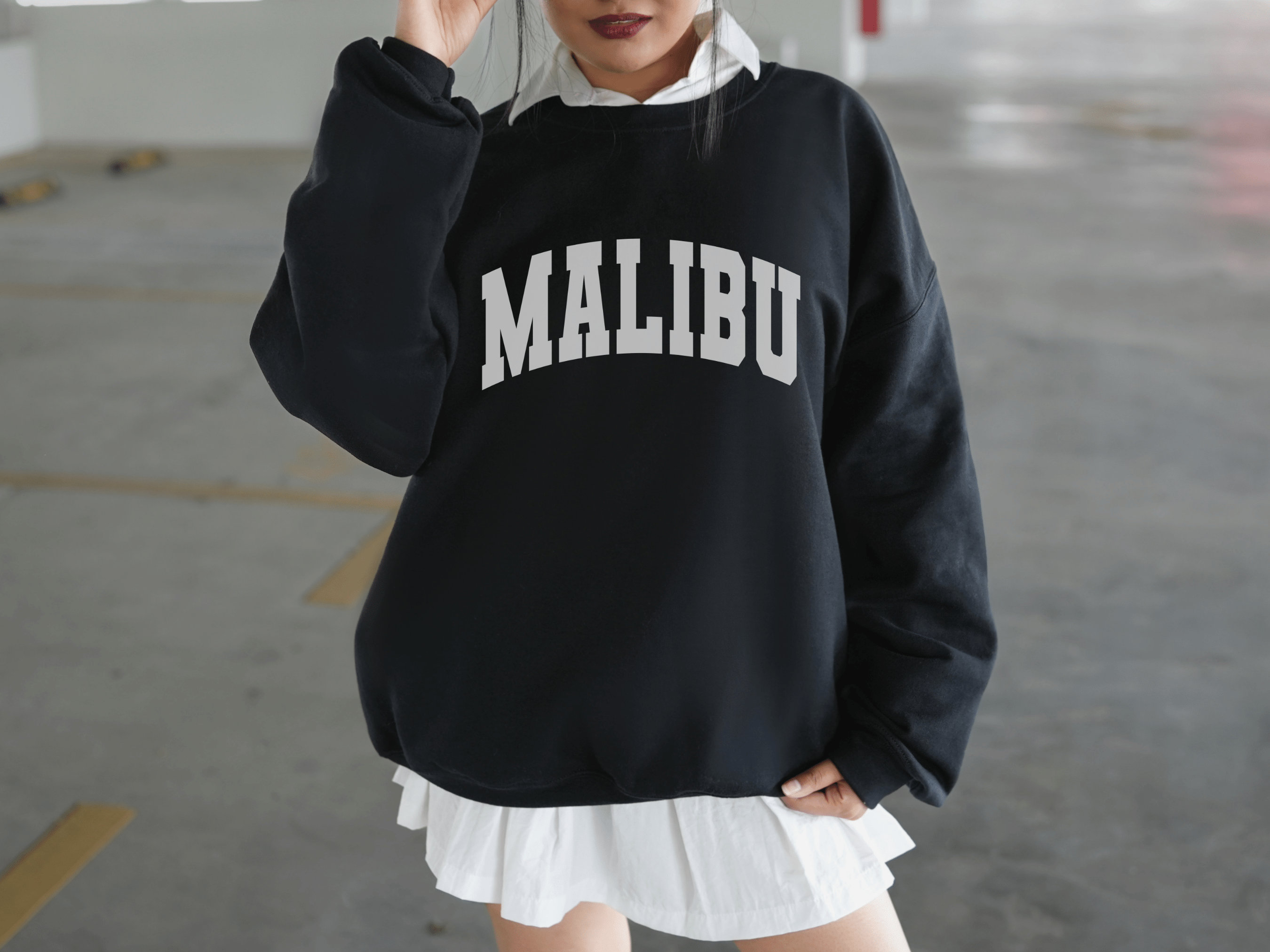 Malibu brandy melville clearance sweatshirt