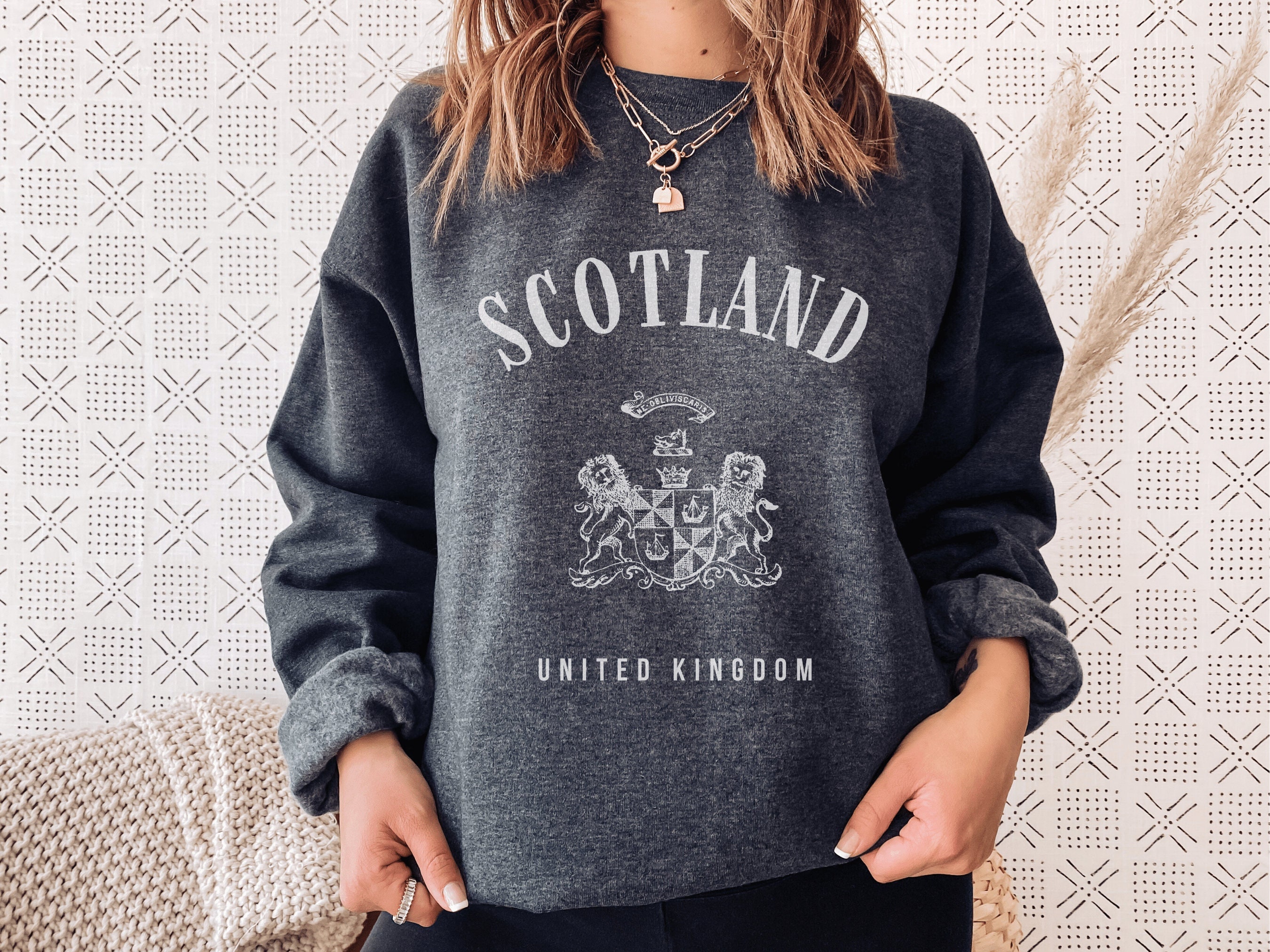 Scotland Sweatshirt, Edinburgh Sweater, UK United Kingdom Pullover Sweatshirt