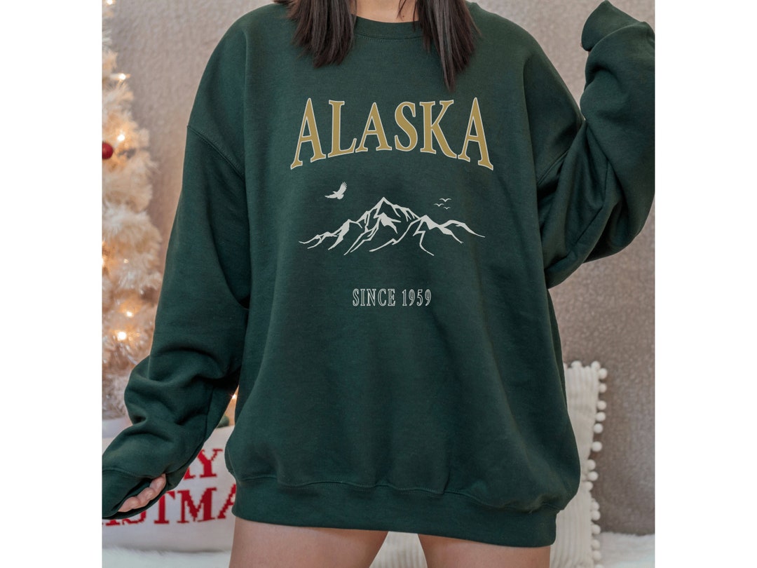 Vintage Dark Green Alaska Pullover Crew Neck Sweatshirt Longsleeve Casual  Vacation Destination Adult Unisex 2X Size XXL Damaged -  Canada
