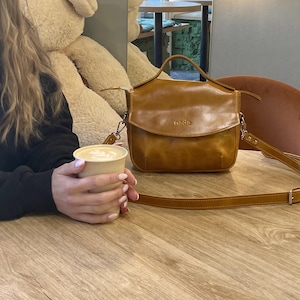 Leather bag, handmade leather bag, handbag, woman leather bag, crossbody bag,  camel leather bag