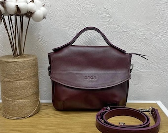 Handmade Burgundy Leather Crossbody Bag: Adjustable Strap, Zipper Closure
