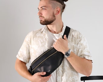 Handmade Black Leather Banana Bag: Crossbody Waist Pack