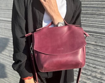 Handmade Burgundy Leather Crossbody Bag: Adjustable Strap